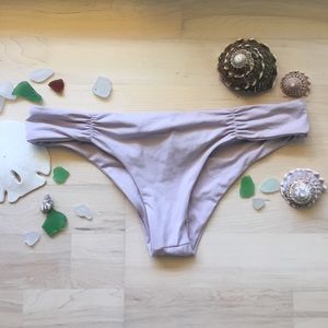 L Space bikini bottoms